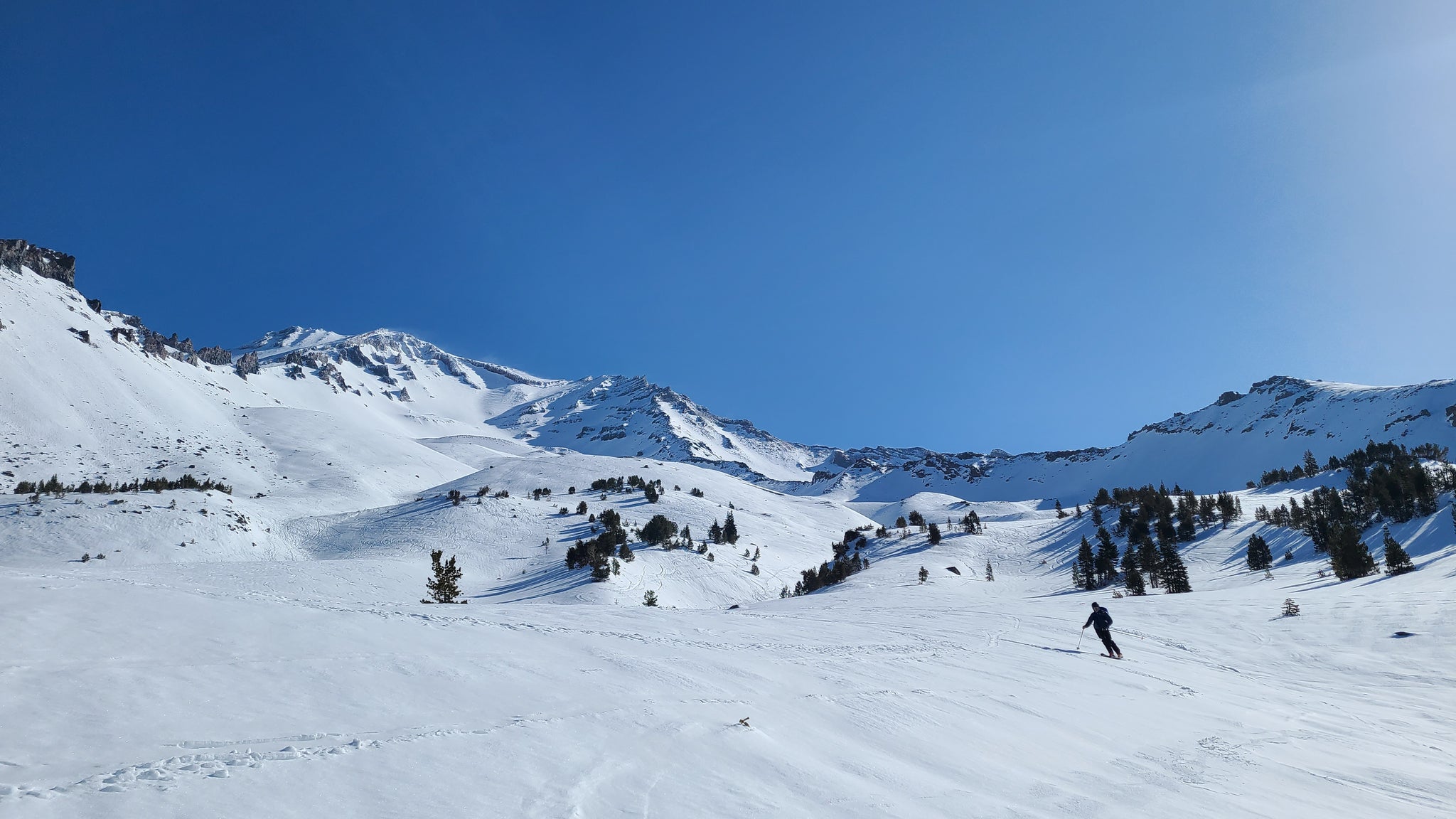 Shasta mountain guides skiing on Avalanche Gulch